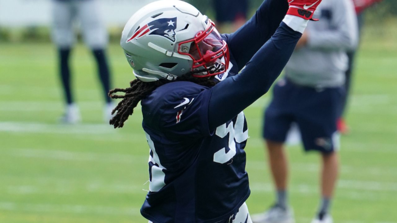 Lazar's Patriots Camp Notebook: Kyle Dugger, Devin Asiasi, and Damien  Harris Off To Great Starts - CLNS Media