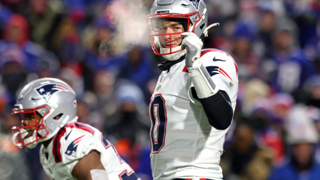 How Sources Expect the Patriots To Proceed at Quarterback With Mac