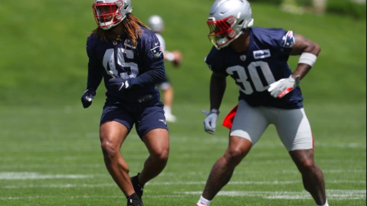 Why are Patriots rotating Cole Strange and Isaiah Wynn? Bill Belichick  explains 