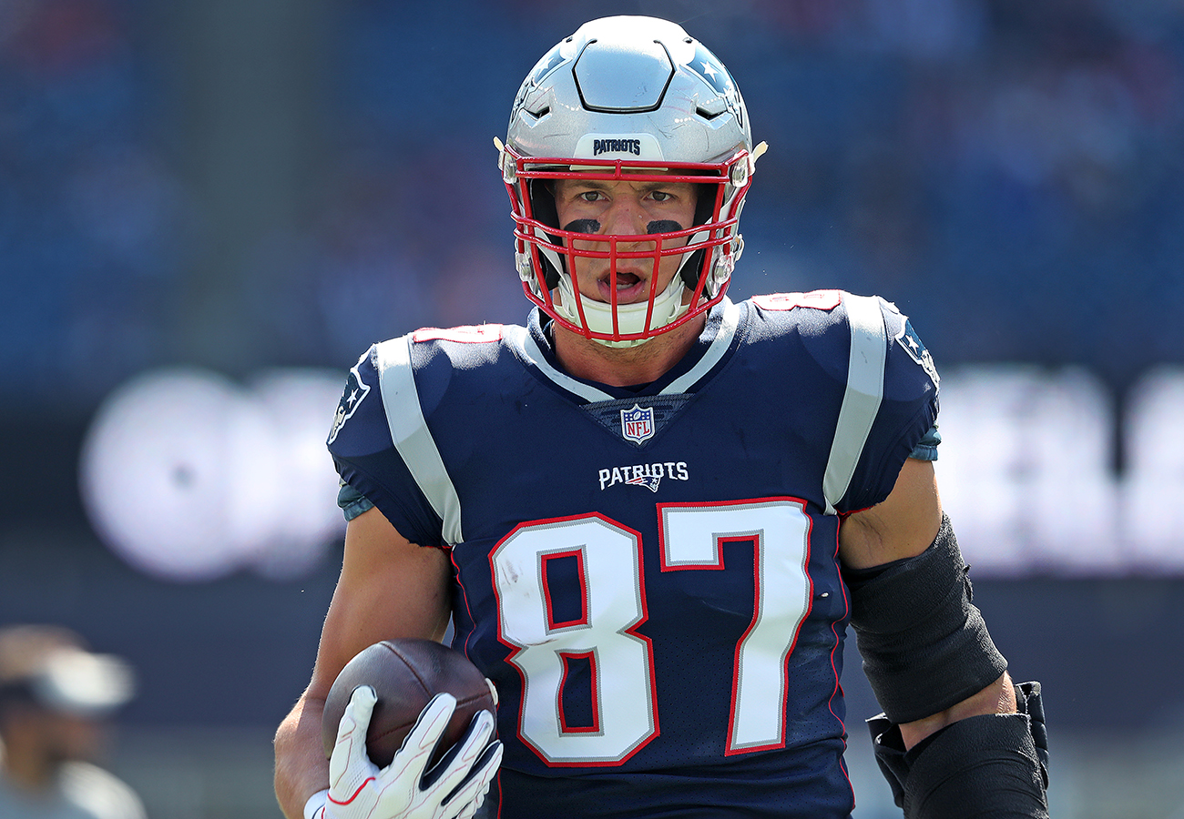 Роб 1 2. Rob Gronkowski. Сэм Хьюстон Джонсон. Роб. Роб гронковски торс.