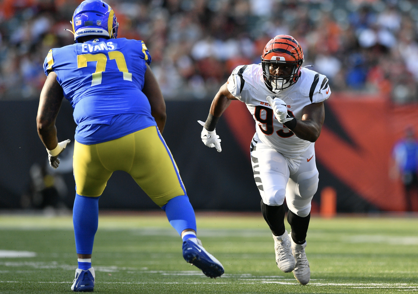 Bengals Training Camp Day 7: Trenton Irwin needs just one hand as