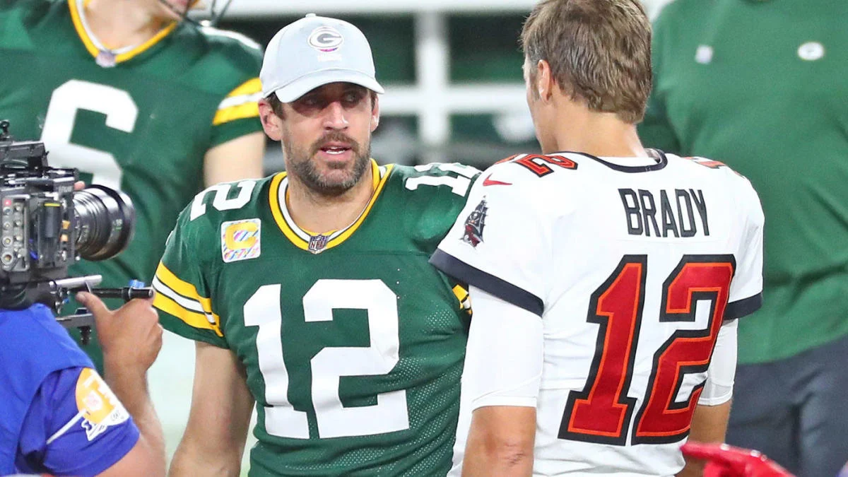 Tom Brady, Aaron Rodgers retirement odds continue to shorten