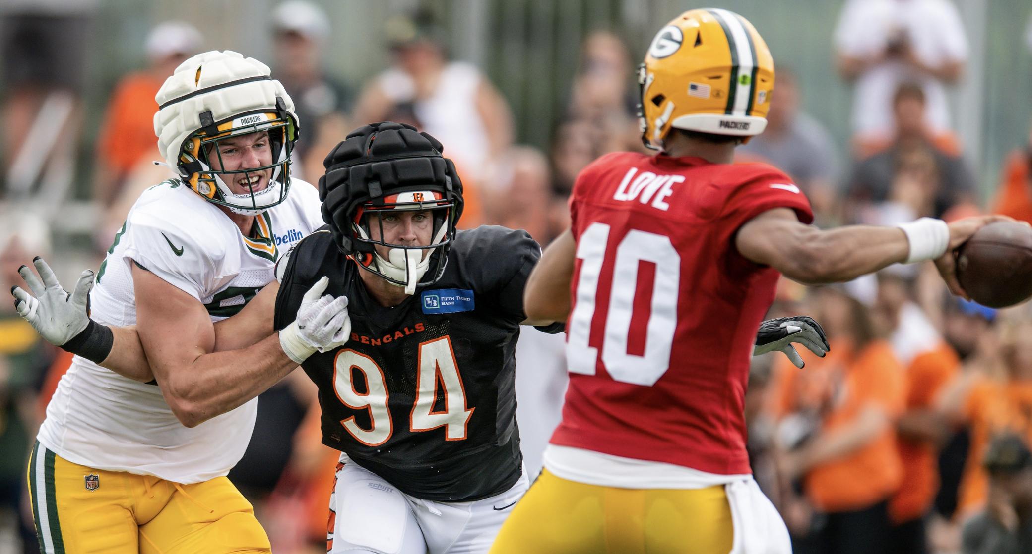 Bengals and Packers scuffle during joint practice