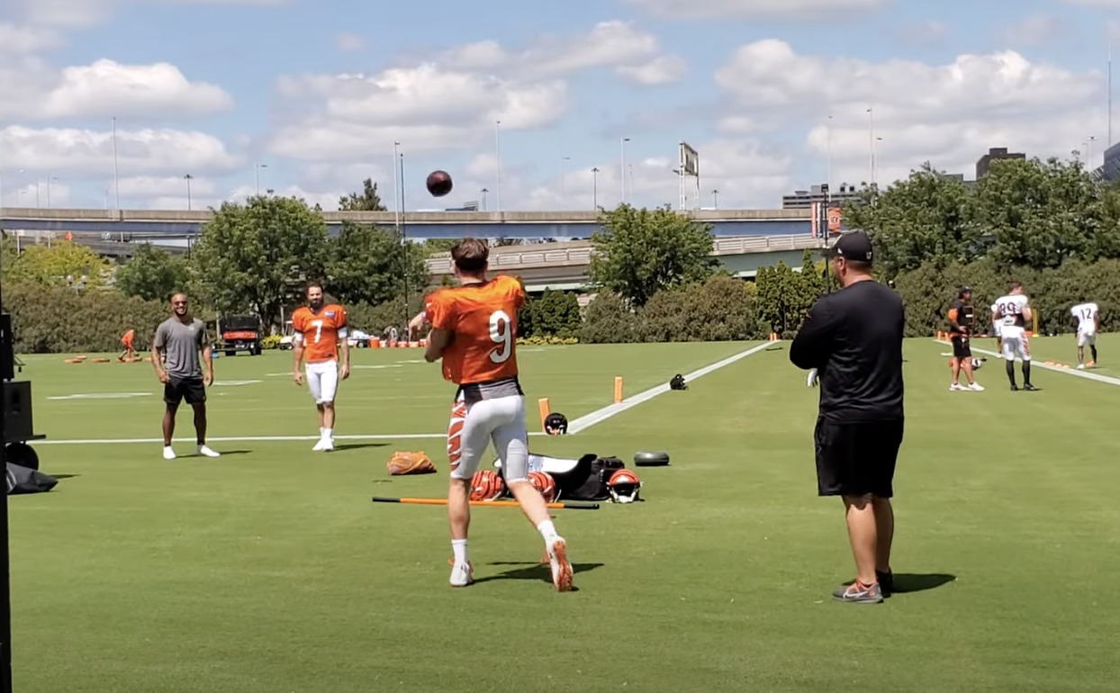 Bengals' star Joe Burrow shows off batting skills, hits bombs in