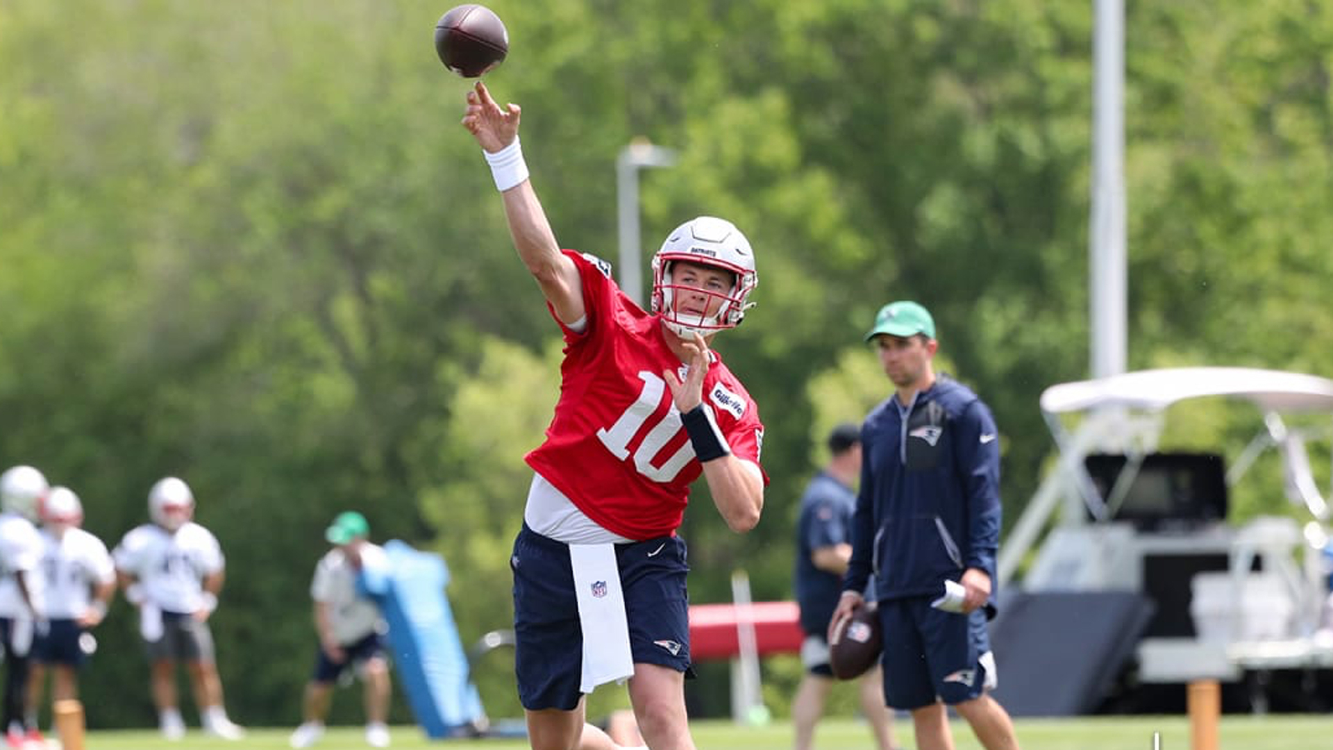 Patriots training camp Day 6: 'D' makes goal-line stand, Rhamondre