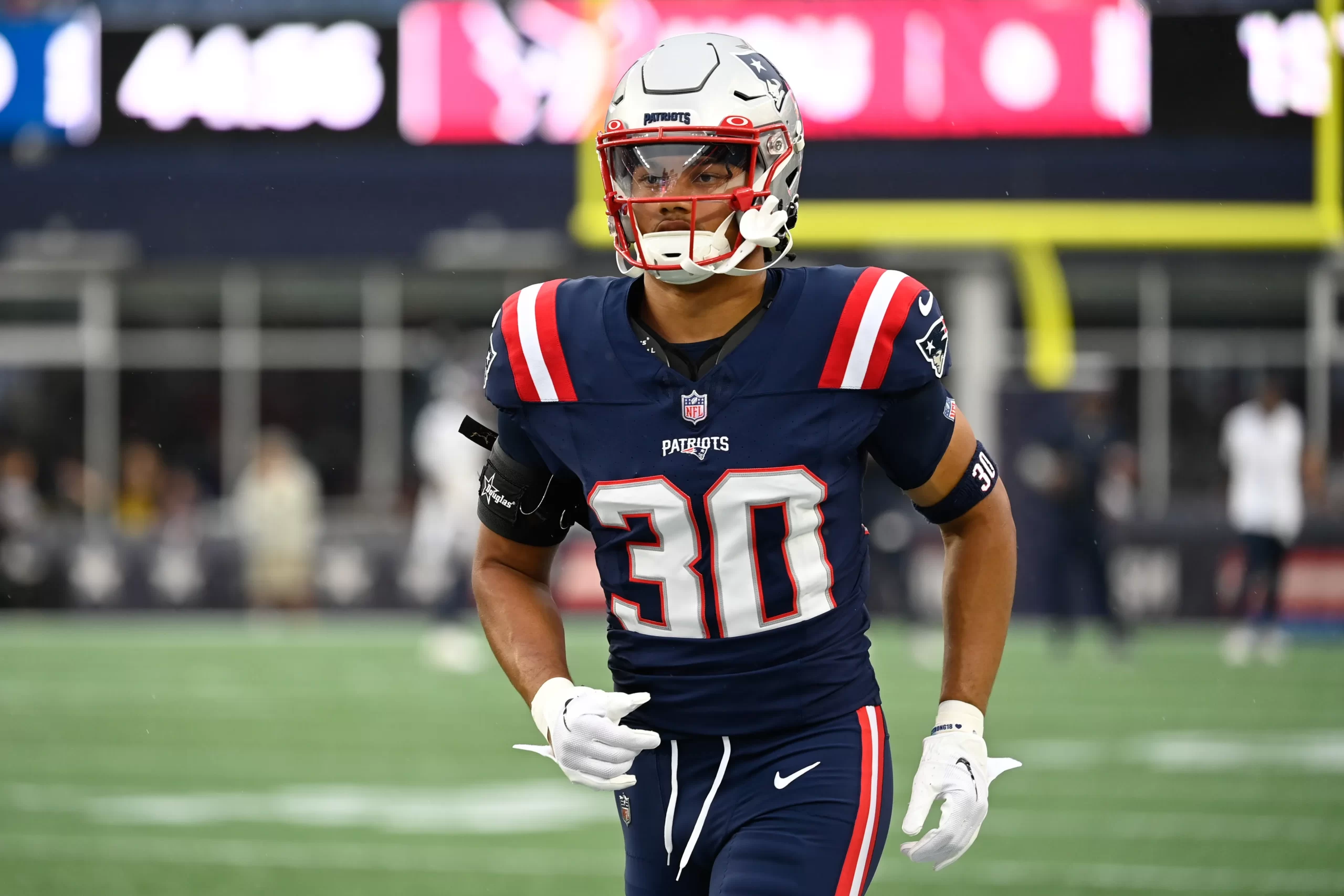 Five Takeaways from Friday's Patriots Preseason Finale vs. Raiders - CLNS  Media