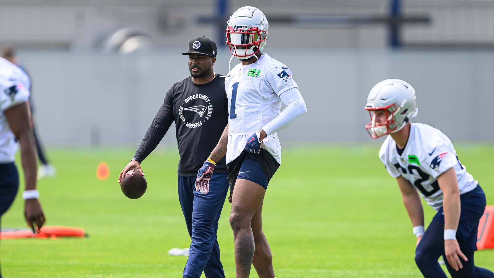 Bedard: What are the Patriots' options at cornerback if Jack Jones is  released/not available?